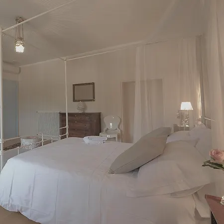 Bed & Breakfast Palazzo Mattei And Charming
