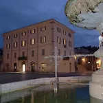 فندق مبيت وإفطار Palazzo Mattei And Charming 4*