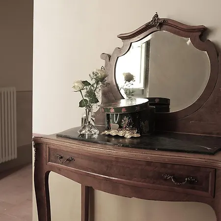 Palazzo Mattei And Charming Bed and breakfast Novafeltria