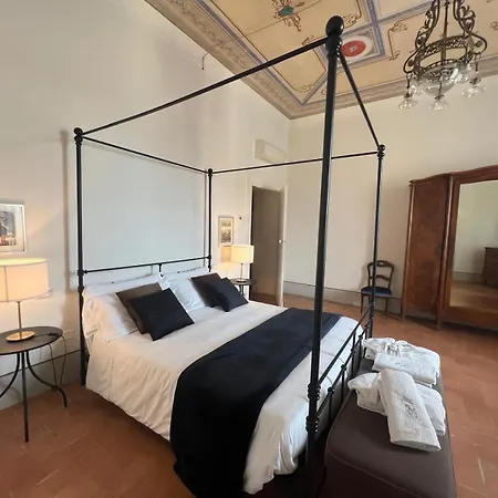 Palazzo Mattei And Charming B&B