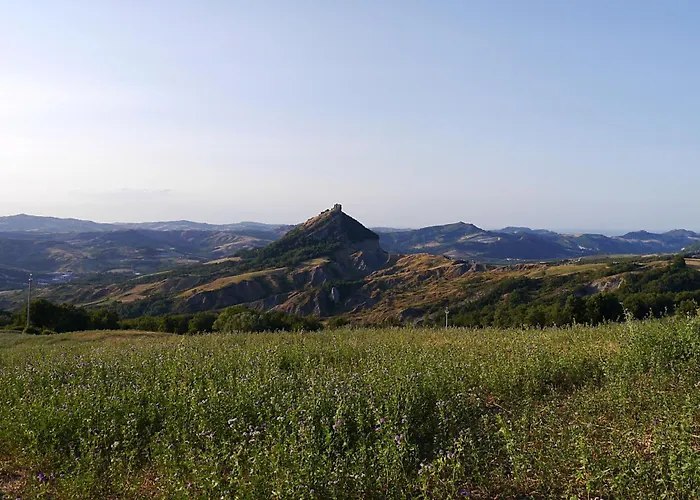 Palazzo Mattei And Charming Bed & Breakfast Novafeltria